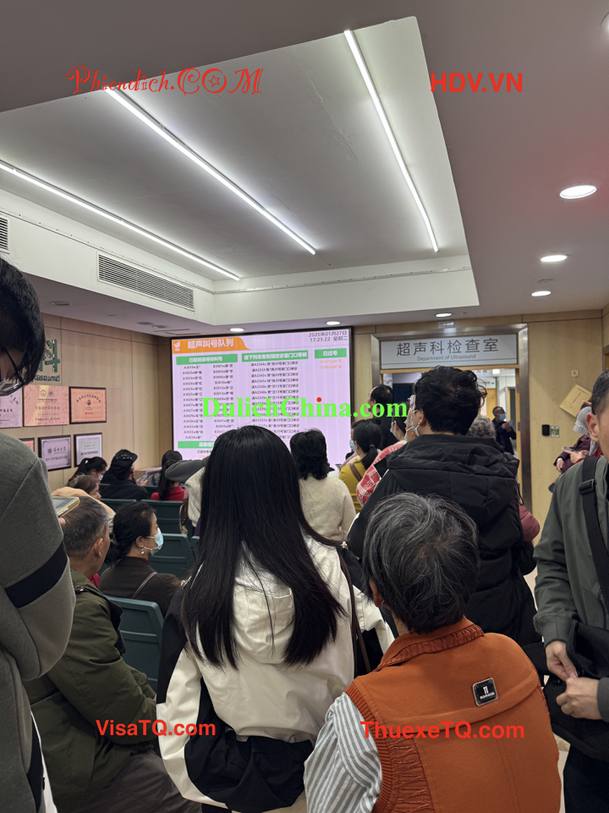 Phiên dịch viên tiếng Trung Việt hỗ trợ khám chữa bệnh tại Quảng Châu.