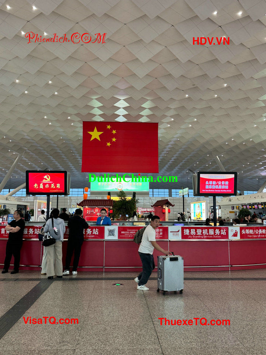 Giới trẻ Việt Nam hiện nay đang mốt du lịch tự túc Trung Quốc.
