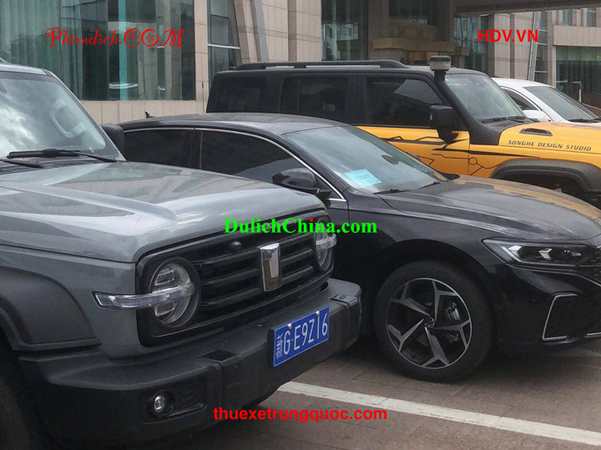 Dịch vụ cho thuê xe du lịch tại Urumqi Tân Cương.