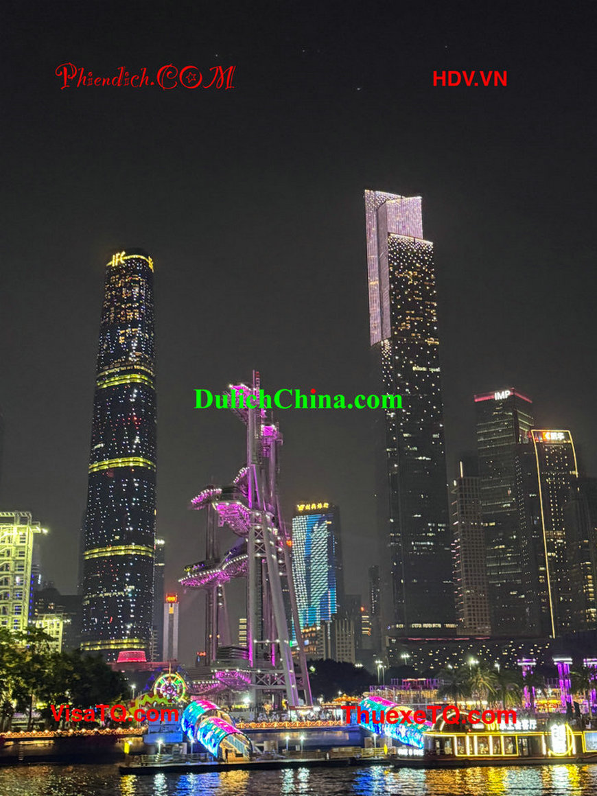 Giới trẻ Việt đi phượt tại TP hiện đại Quảng Châu của Trung Quốc.