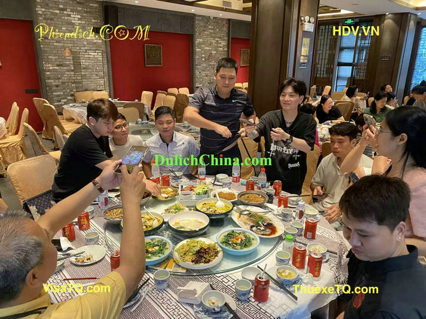 Phiên dịch viên Quảng Châu dành cho gia đình Việt du lịch tự túc.